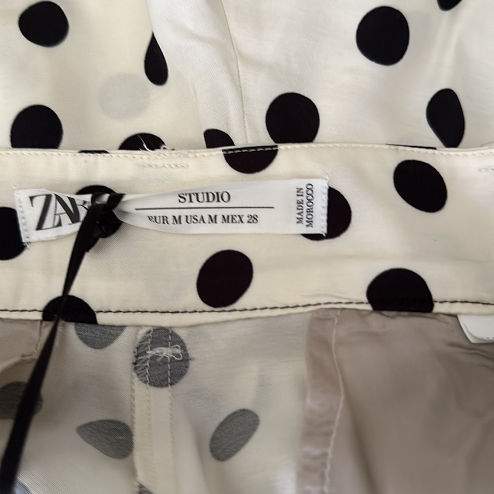 Zara - Picture 6 of 6